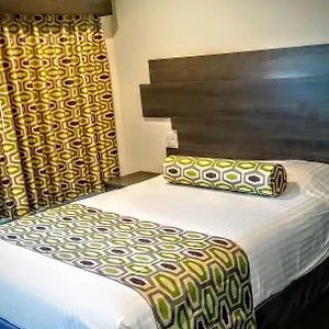 Jewel Motel
